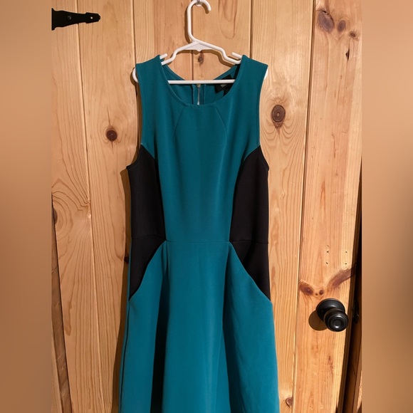 Mossimo Target teal dress with pockets - Picture 1 of 3